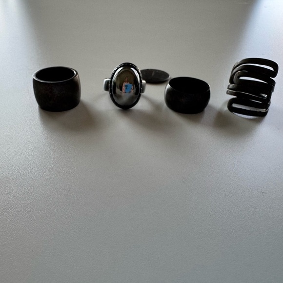 Silver Ring Set - Picture 2 of 3